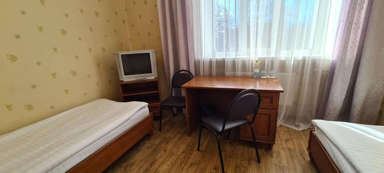 Hotel Optima Soumy Extérieur photo
