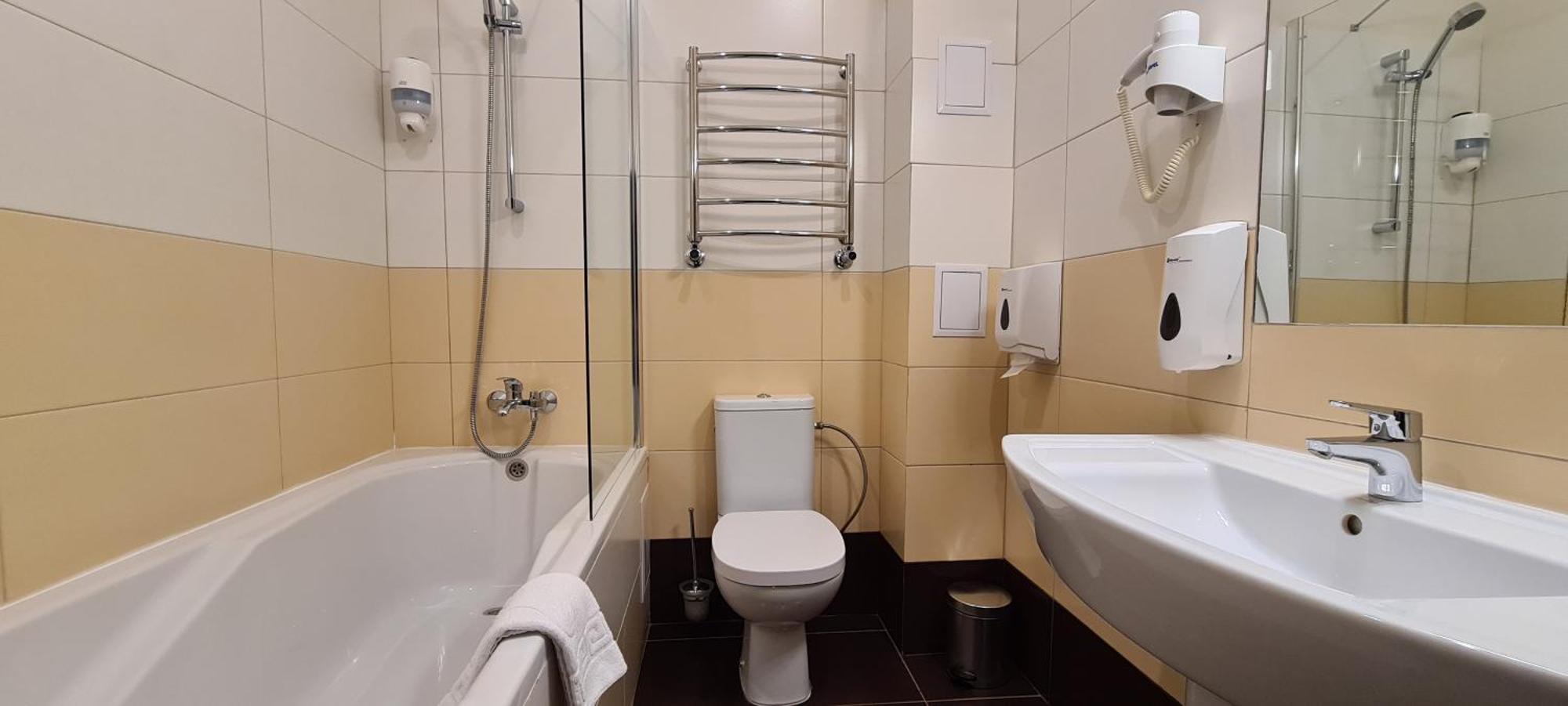 Hotel Optima Soumy Extérieur photo