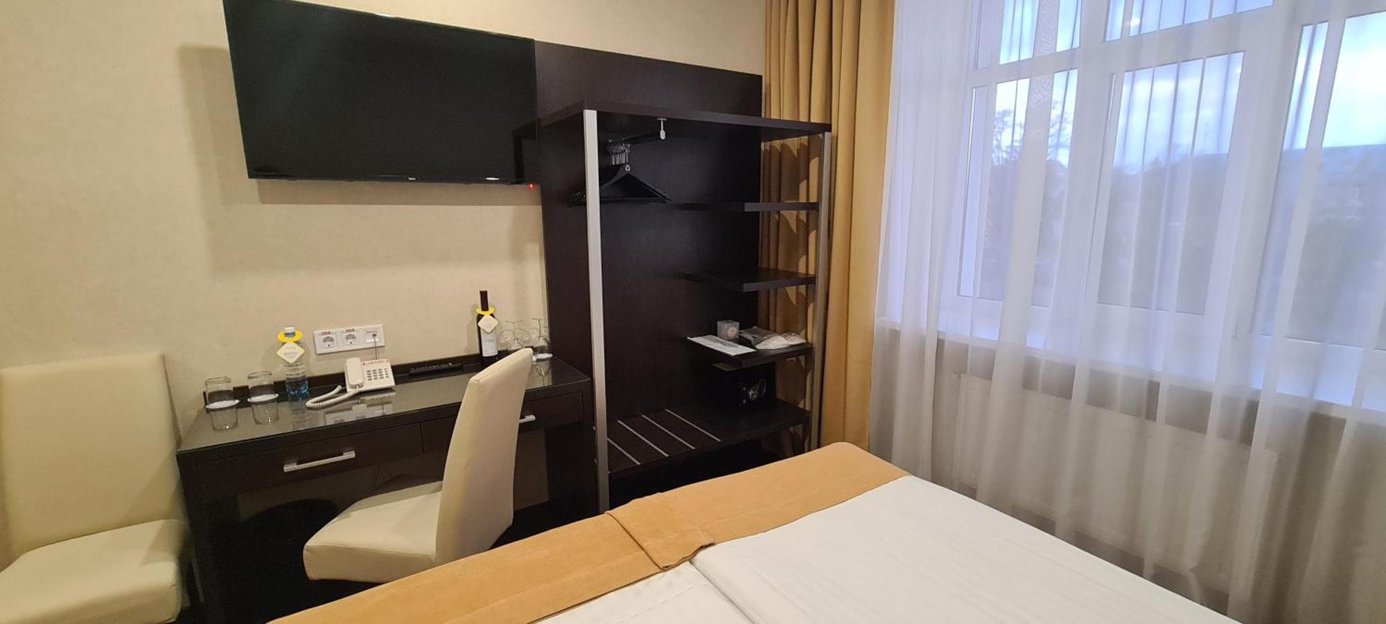 Hotel Optima Soumy Extérieur photo