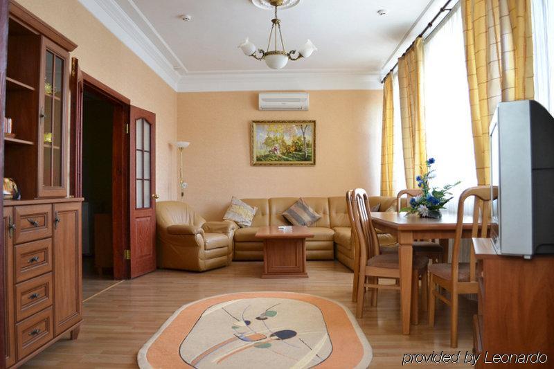 Hotel Optima Soumy Extérieur photo