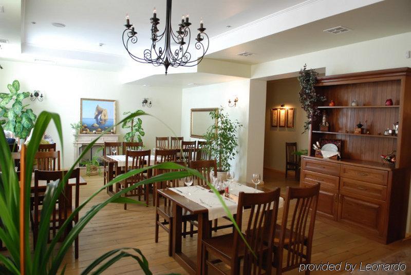 Hotel Optima Soumy Extérieur photo