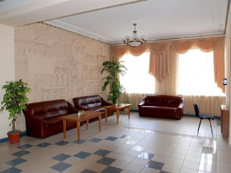 Hotel Optima Soumy Extérieur photo