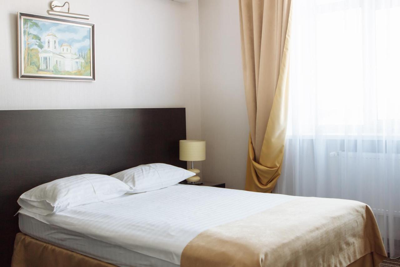 Hotel Optima Soumy Extérieur photo
